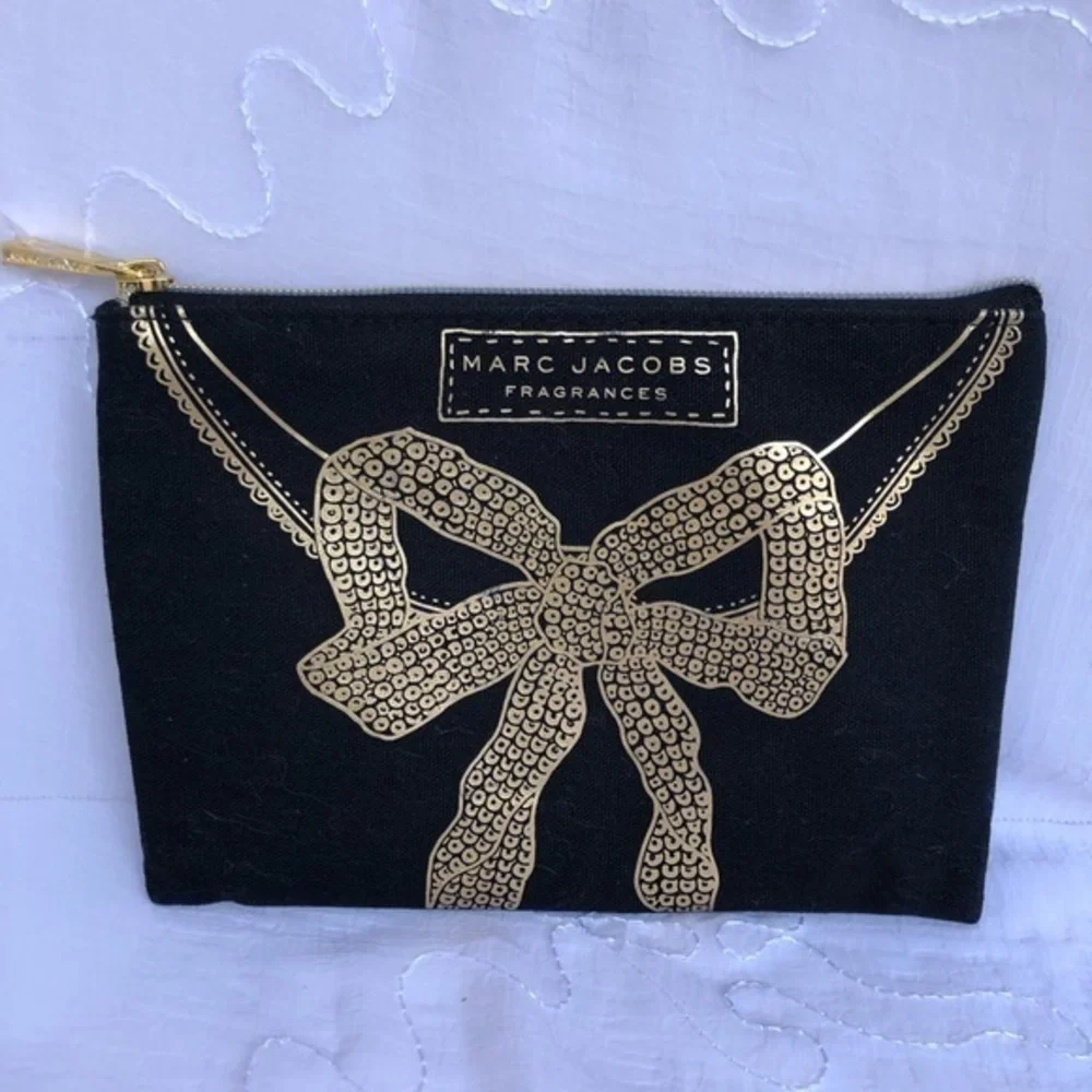 MARC JACOBS Cosmetic Bag. EUC.
